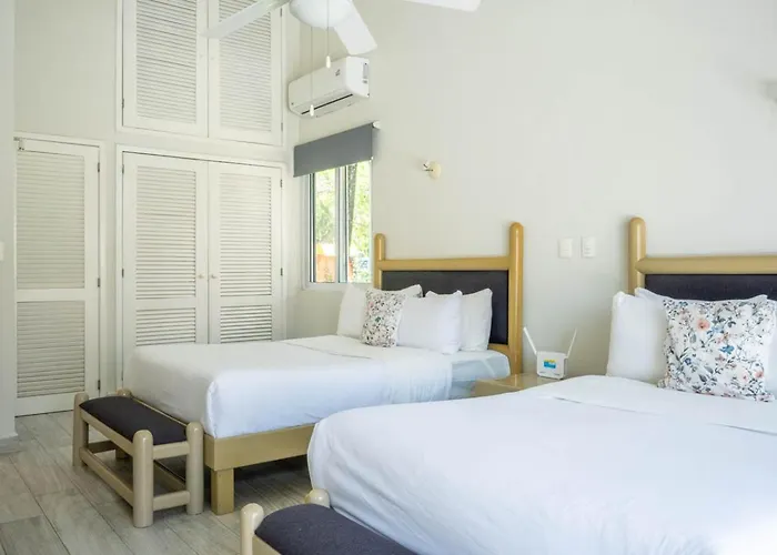3br Casa Matuk I Steps From Spectacular I Private Pool Vakantiehuis *