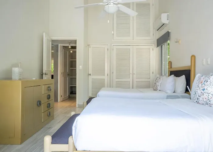 3br Casa Matuk I Steps From Spectacular I Private Pool