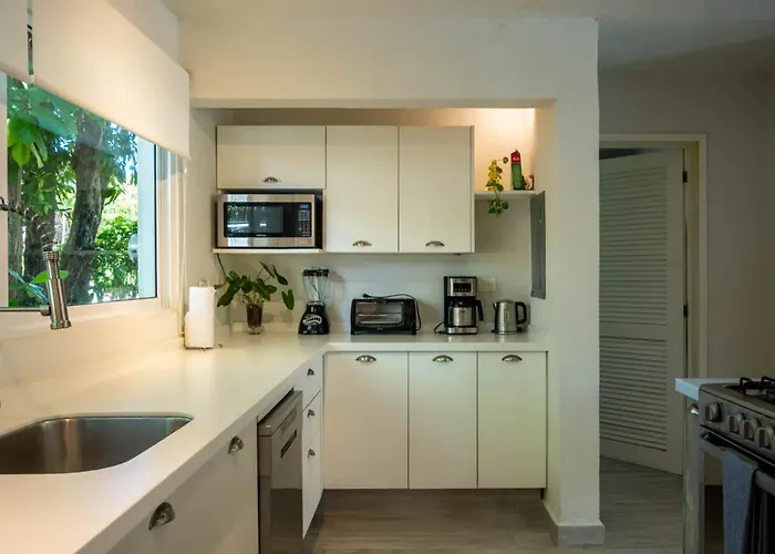 Vakantiehuis 3br Casa Matuk I Steps From Spectacular I Private Pool *