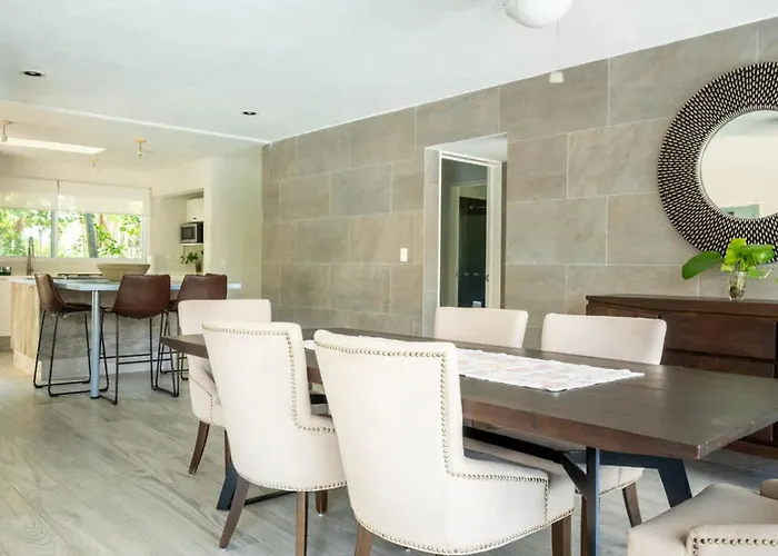 Vakantiehuis 3br Casa Matuk I Steps From Spectacular I Private Pool *