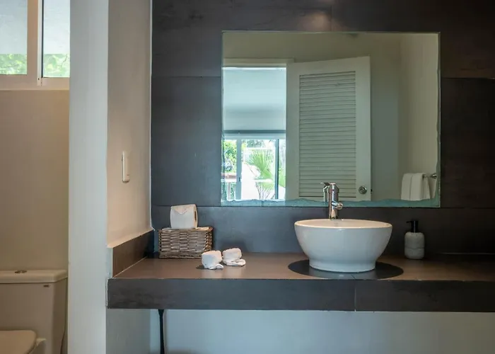3br Casa Matuk I Steps From Spectacular I Private Pool